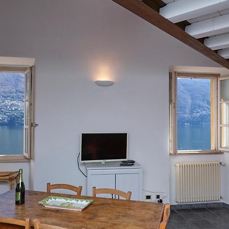 Cozy Suites On The Lake - The House Of Travelers Brienno 외부 사진
